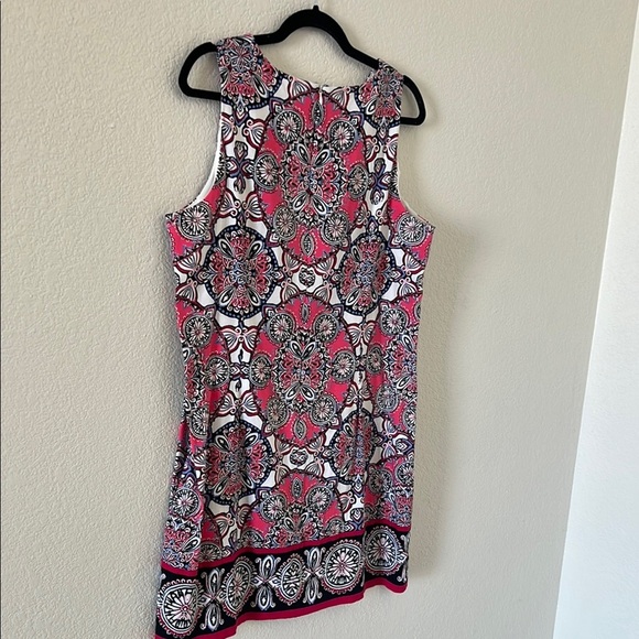 Londo Times Pink and Black Patterned Sleeveless Dress - Picture 7 of 7